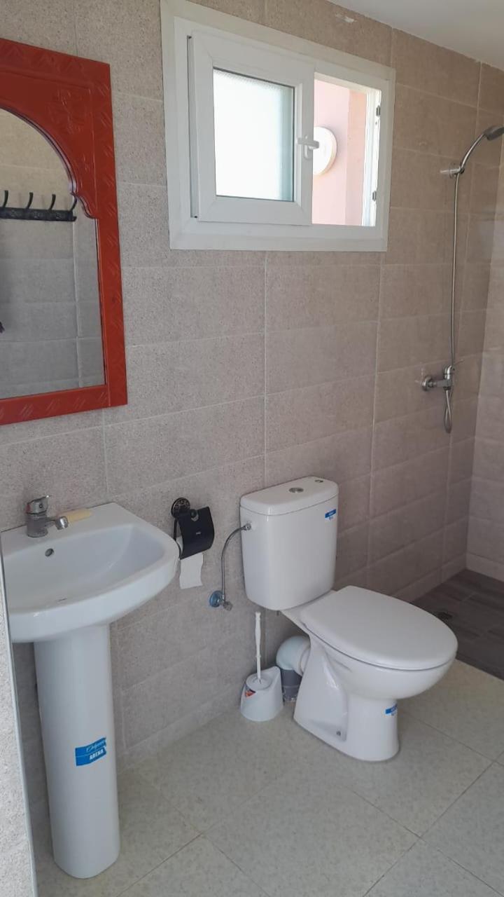 Taghoba Surf House Hostel Tamraght ภายนอก รูปภาพ